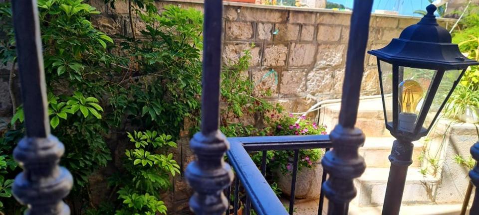 Bed & Breakfast Dionis فيس المظهر الخارجي الصورة