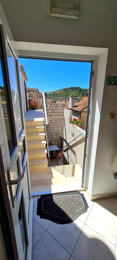 Bed & Breakfast Dionis فيس المظهر الخارجي الصورة